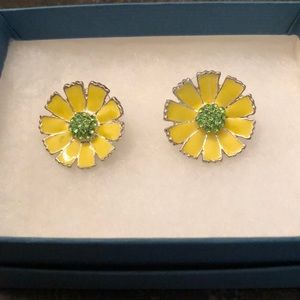 Flower power earrings